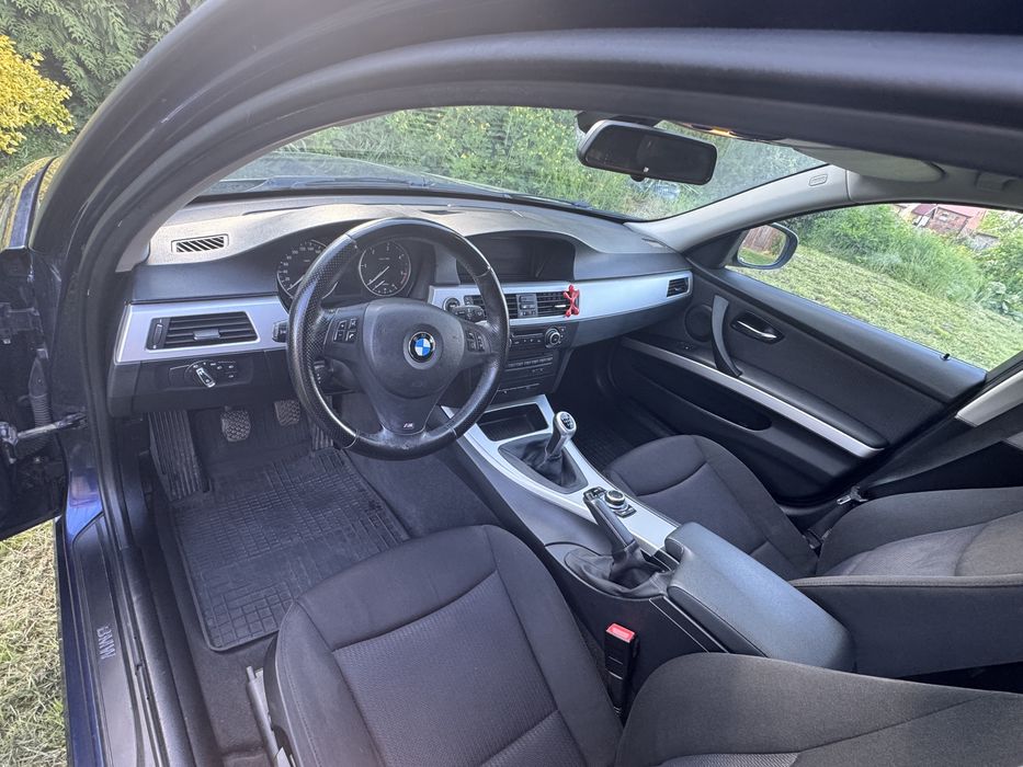 BMW 320d E91 2010r