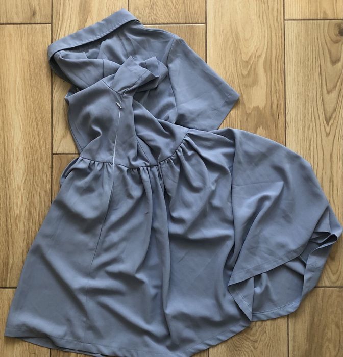 Jasnoniebieska sukienka Prada S