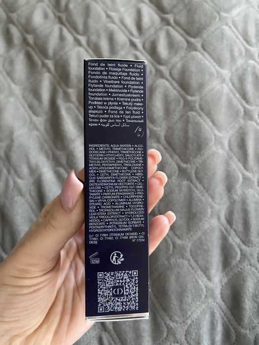 Тональна основа Dior forever skin glow 2n