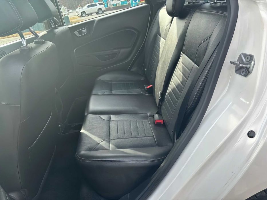 Ford Fiesta Titanium      2016