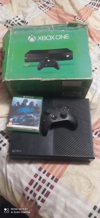 Продам XBOX ONE в идеале.