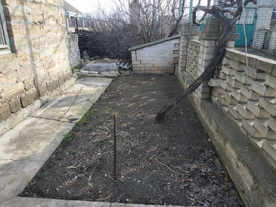 Велика Балка, цетр, коробка з літньою кухнею та погрібом на 21 сотках