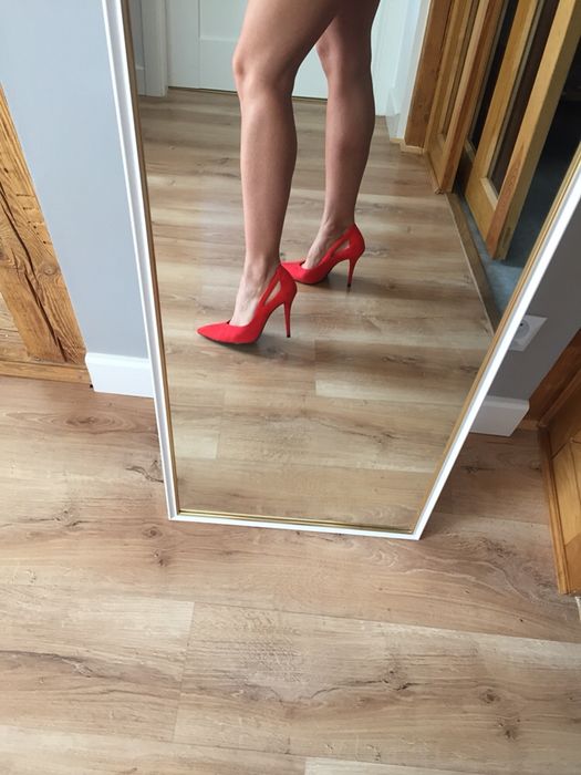 Szpilki czerwone neon Zara