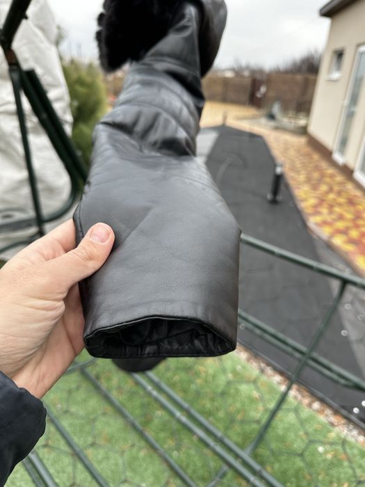 Шкіряна куртка з хутром норки