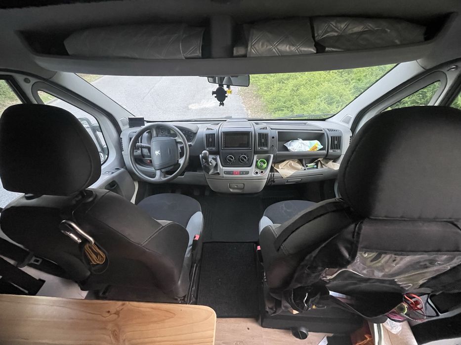 Autocaravana Peugeot Boxer 2 camas casal