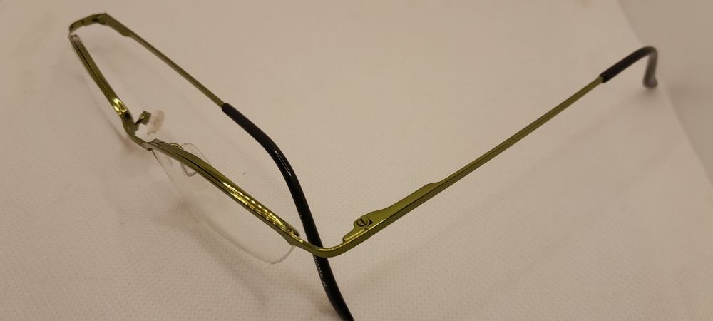 Nowe okulary oprawki korekcyjne Specsavers