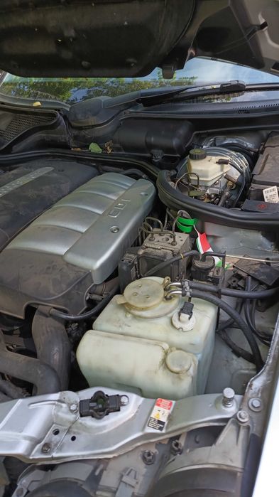 Mercedes w 210 e 270