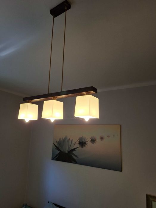 Oprawy oswietleniowe + lampka stojaca
