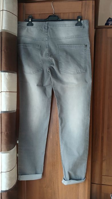 Szare dżinsy damskie  44/46 UP2Fasion