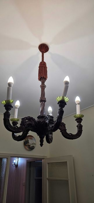 Candeeiro de Teto em Madeira de Pau Preto