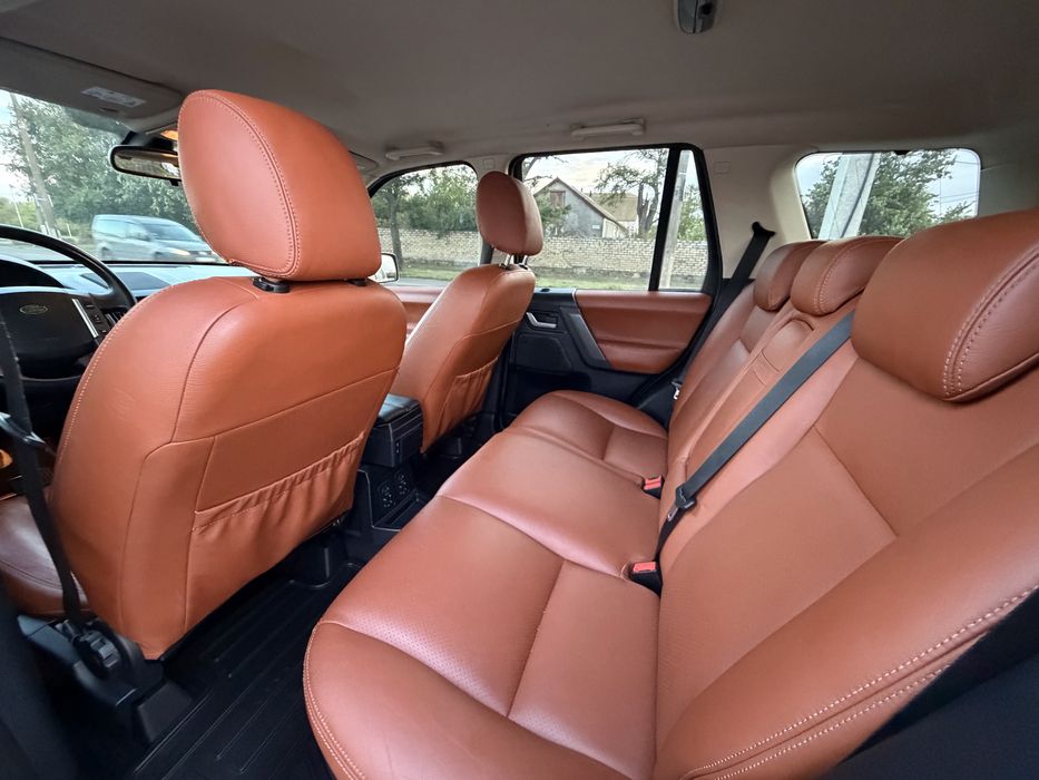Land Rover Freelander 2009 рік