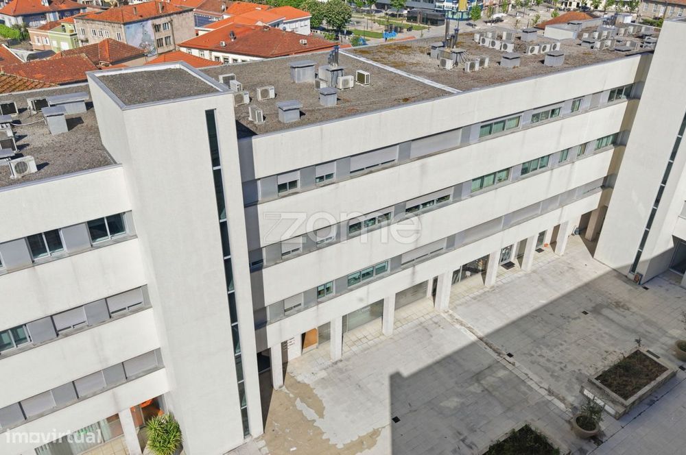 Apartamento T3+1 no centro de Vizela