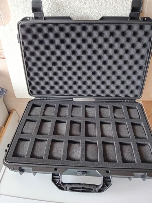 Mala Anti Choque 24 Relógios Seiko Citizen Breitling Hamilton Tissot