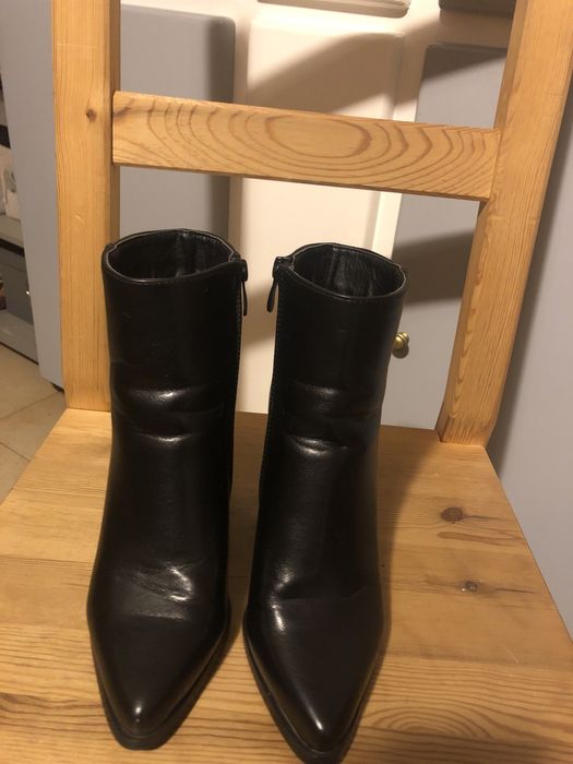 Kozaki krótkie botki czarne rozm. 37