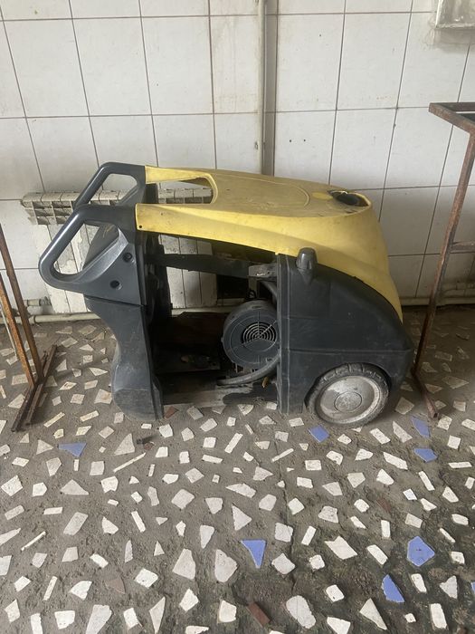 Продам керхер с подогревом