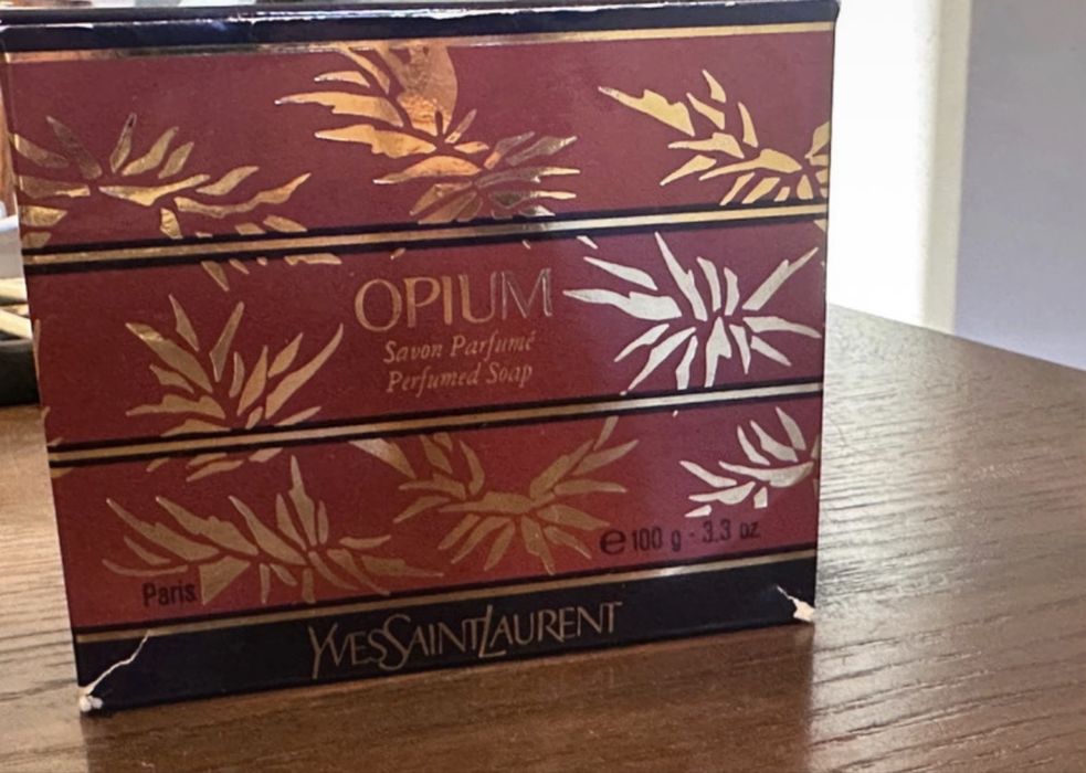 Opium Yves Saint Laurent mydło 100g