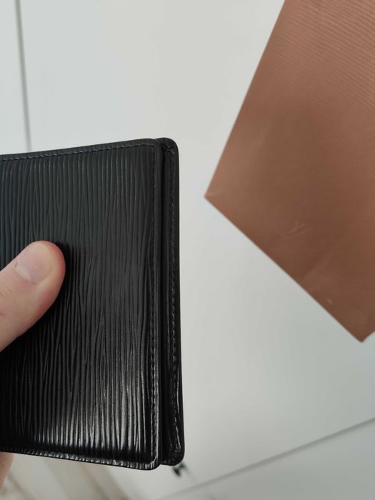 Card holder LV. Czarny
