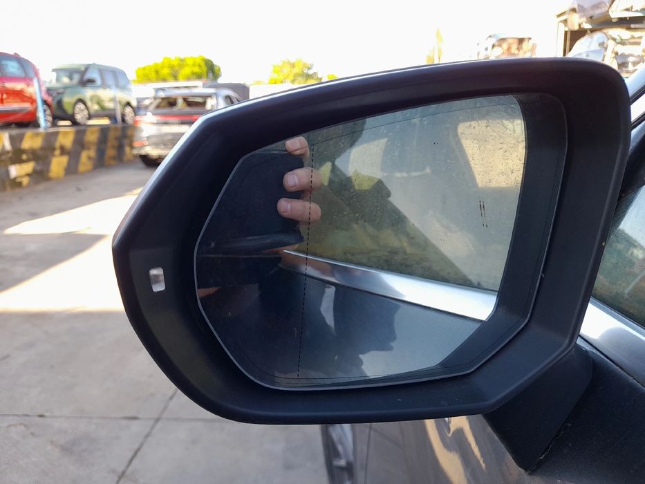 Retrovisor / espelho esquerdo AUDI Q3 (F3B)
