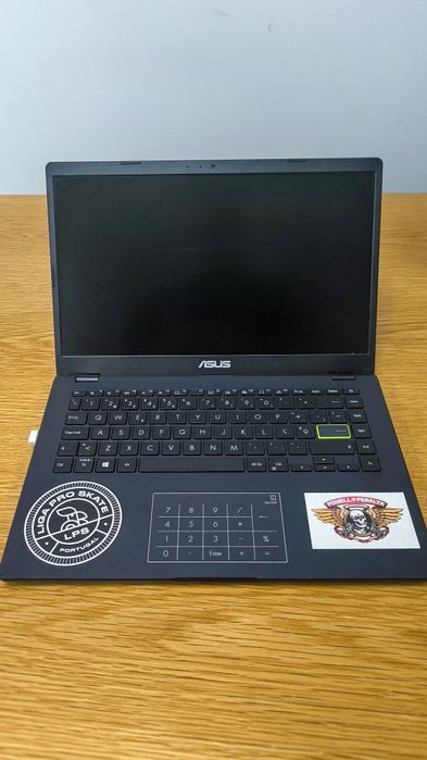 Portátil ASUS Laptop E410MA