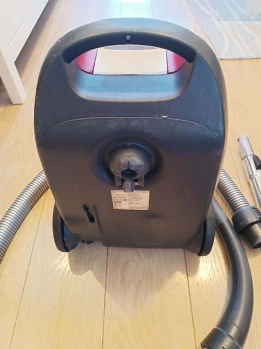 Odkurzacz Electrolux Easy Go EEG