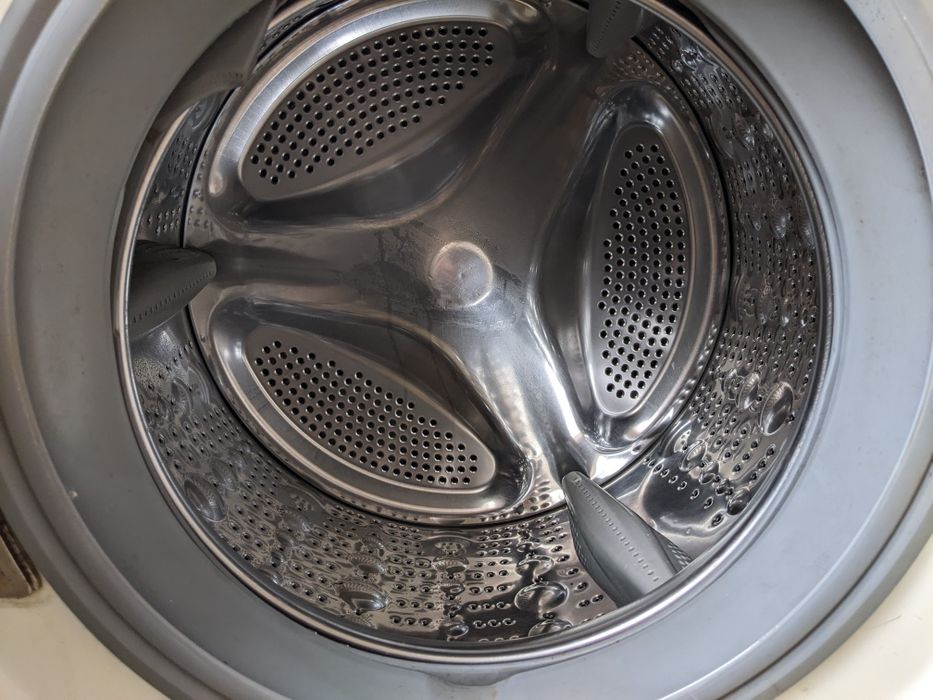 Пральна  машина LG