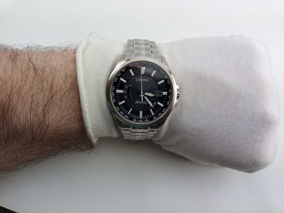 Citizen Eco-Drive CB0011-69L радиоконтроль, вечник, сапфир, Japan made