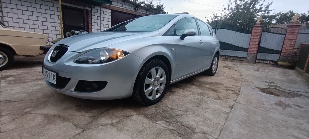 Продам гарного SEAT LEON