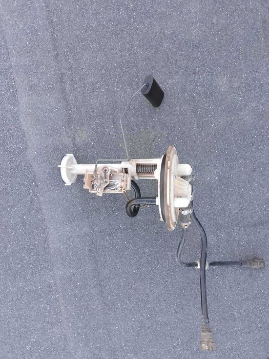 Колба Розборка Peugeot 406 2.1л Шрот Пежо 406 Разборка паливний насос