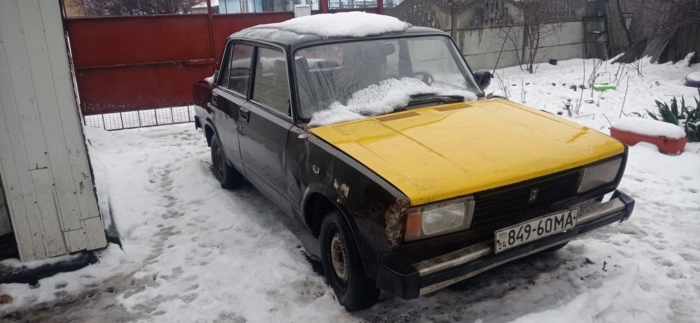 Продам ваз 2105.
