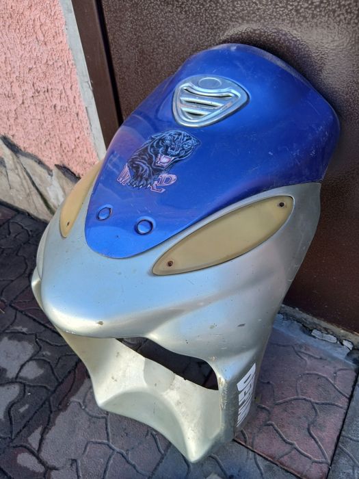 Запчастини двигуна ,колеса,пластик 4т.  Китайського Скутера