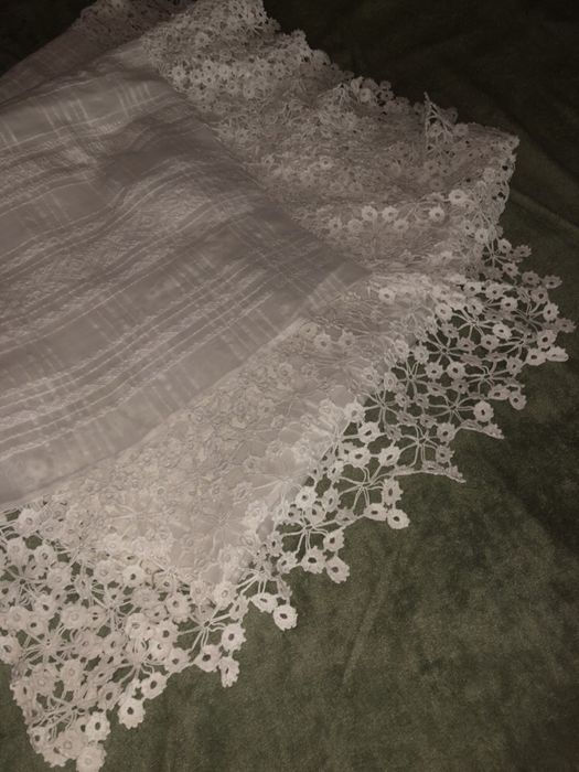 Итальянская скатерть ручной работы