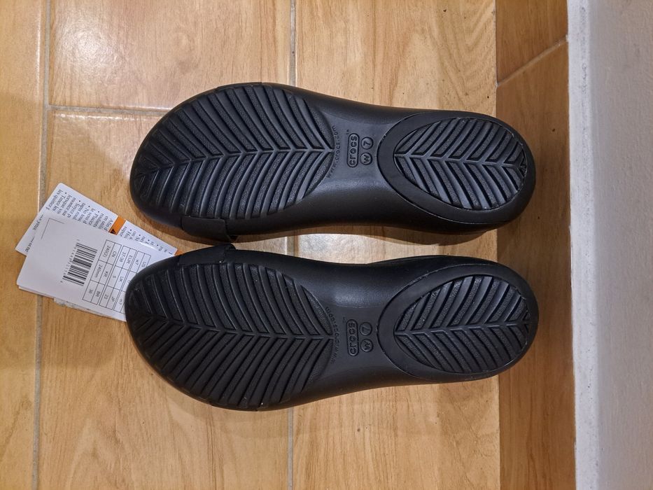 Crocs Serena W7 sandały nowe z metką