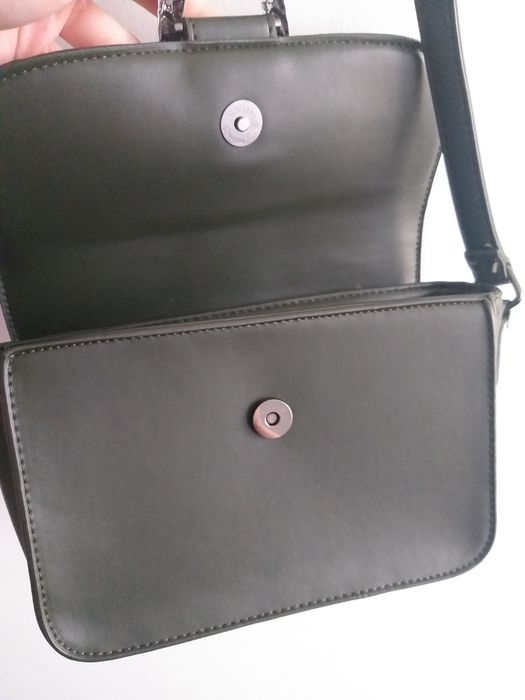 Torebka z klamrą podkową