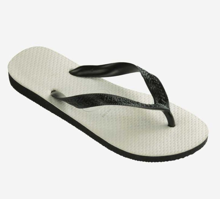 Conjunto de HAVAIANAS ORIGINAIS - Cor Preto e Branco - Tamanho 35/36