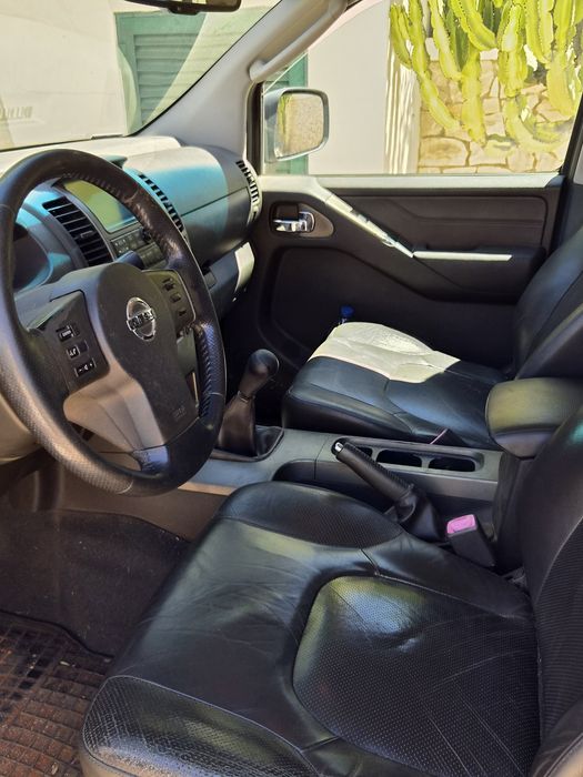 Nissan navara d40