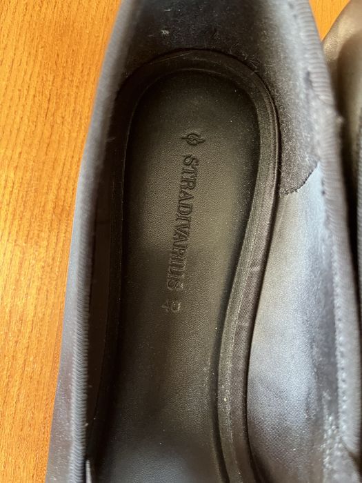 Чорні балетки жіночі Stradivarius
