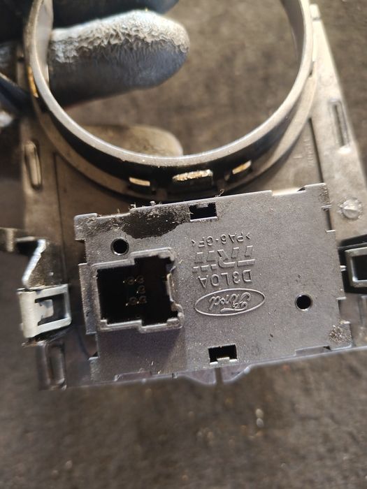 Panel sterowania przycisk guzik grzania foteli Ford Mondeo MK4