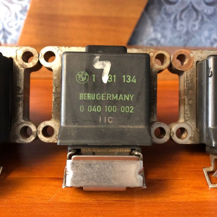 Продам катушки Beru от Бмв е34 b50b25