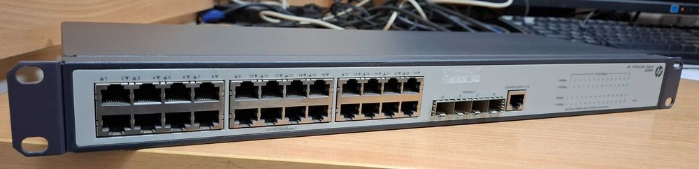 Switch HP V1910-24G JE006A 24x 10/100/1000