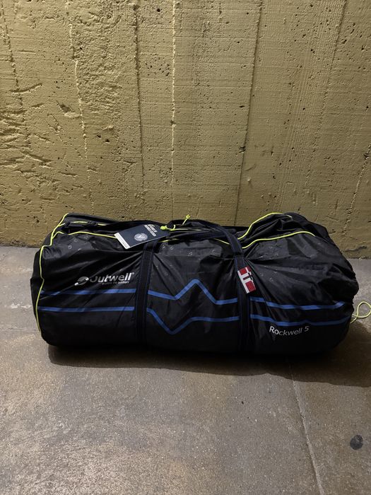 Tenda Familiar Outwell Rockwell 5 – 5 Pessoas – Apenas 3 Utilizações