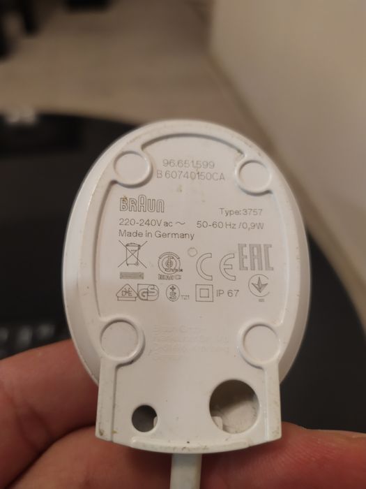 Ładowarka do szczoteczki elektrycznej Braun