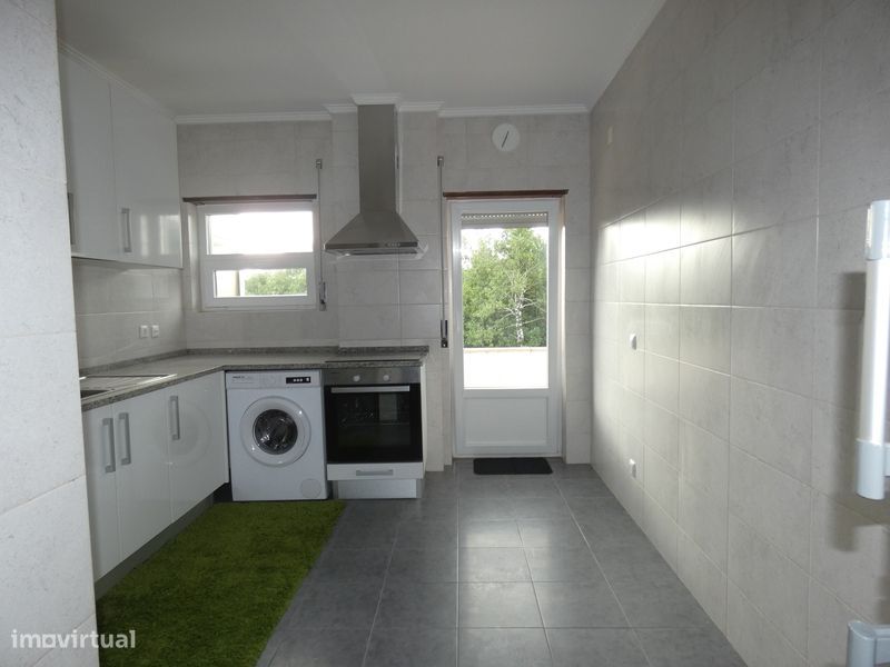 Apartamento T2  no CENTRO do Bombarral!