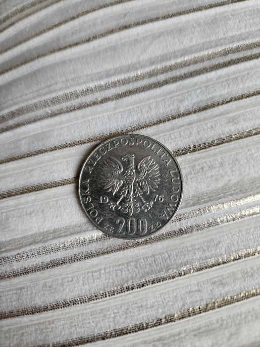 200 złotych z 1976 roku wydana z okazji Igrzysk XXI Olimpiady