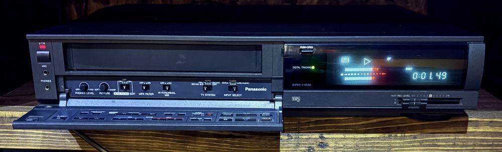 Відеомагнітофон  Panasonic nv f65 hi-fi