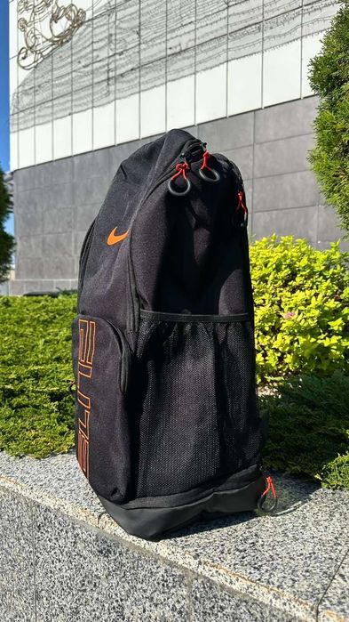 Nike Varsity Elite V3 BackPack чорний з оранжевим
