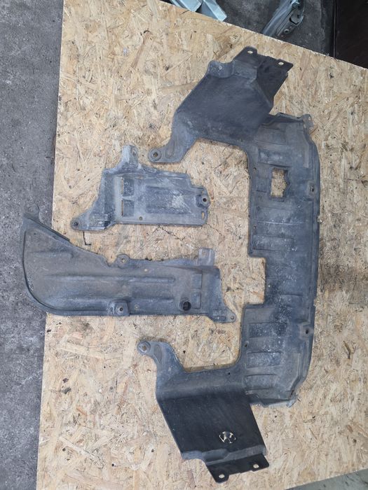 Osłona obudowa pod silnik Honda Jazz 2 II 04r 1.3 kpl