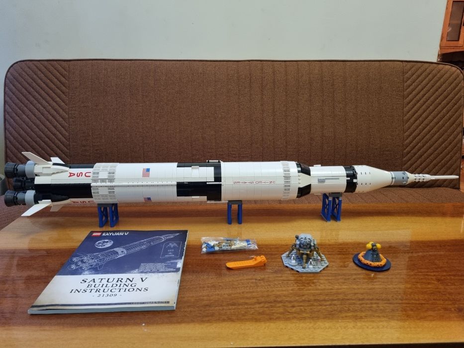 Lego Saturn V 21309