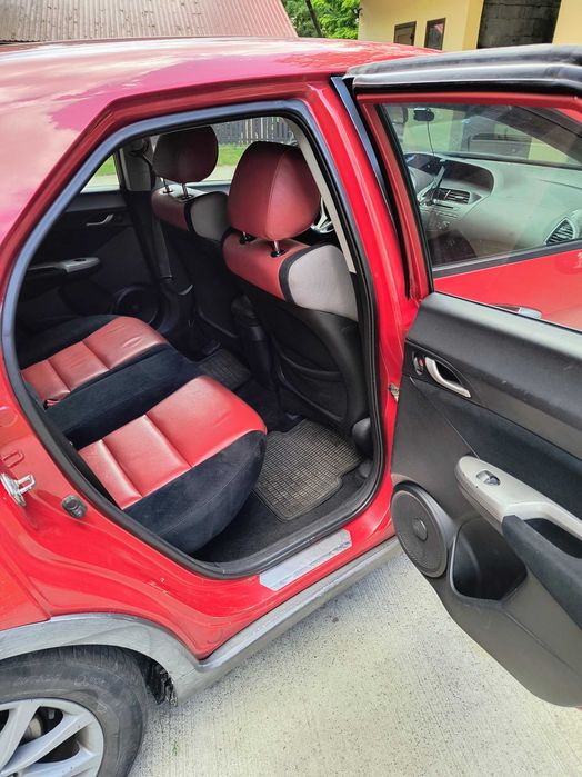 Honda civic VIII hatchback 1.8 + LPG