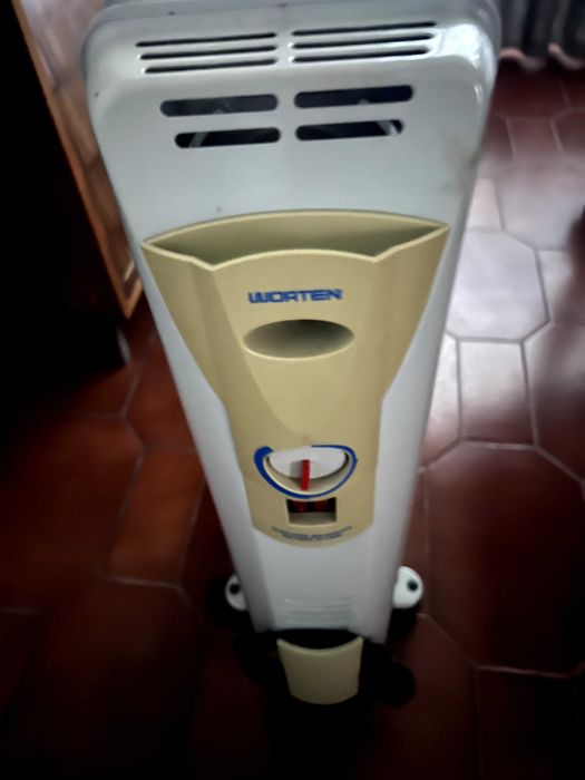 Aquecedor a óleo