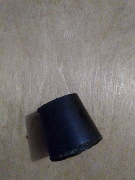Резиновая пробка.